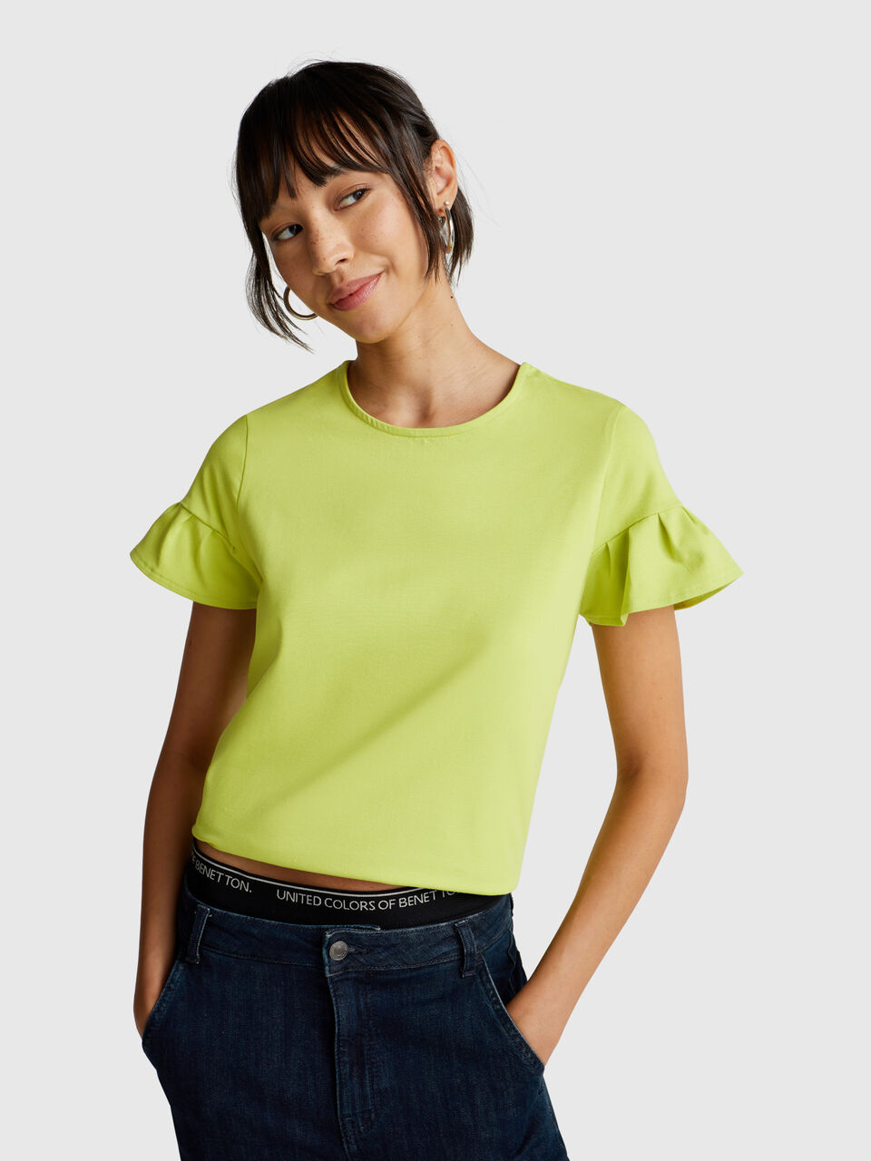 T-shirt with ruffled sleeves