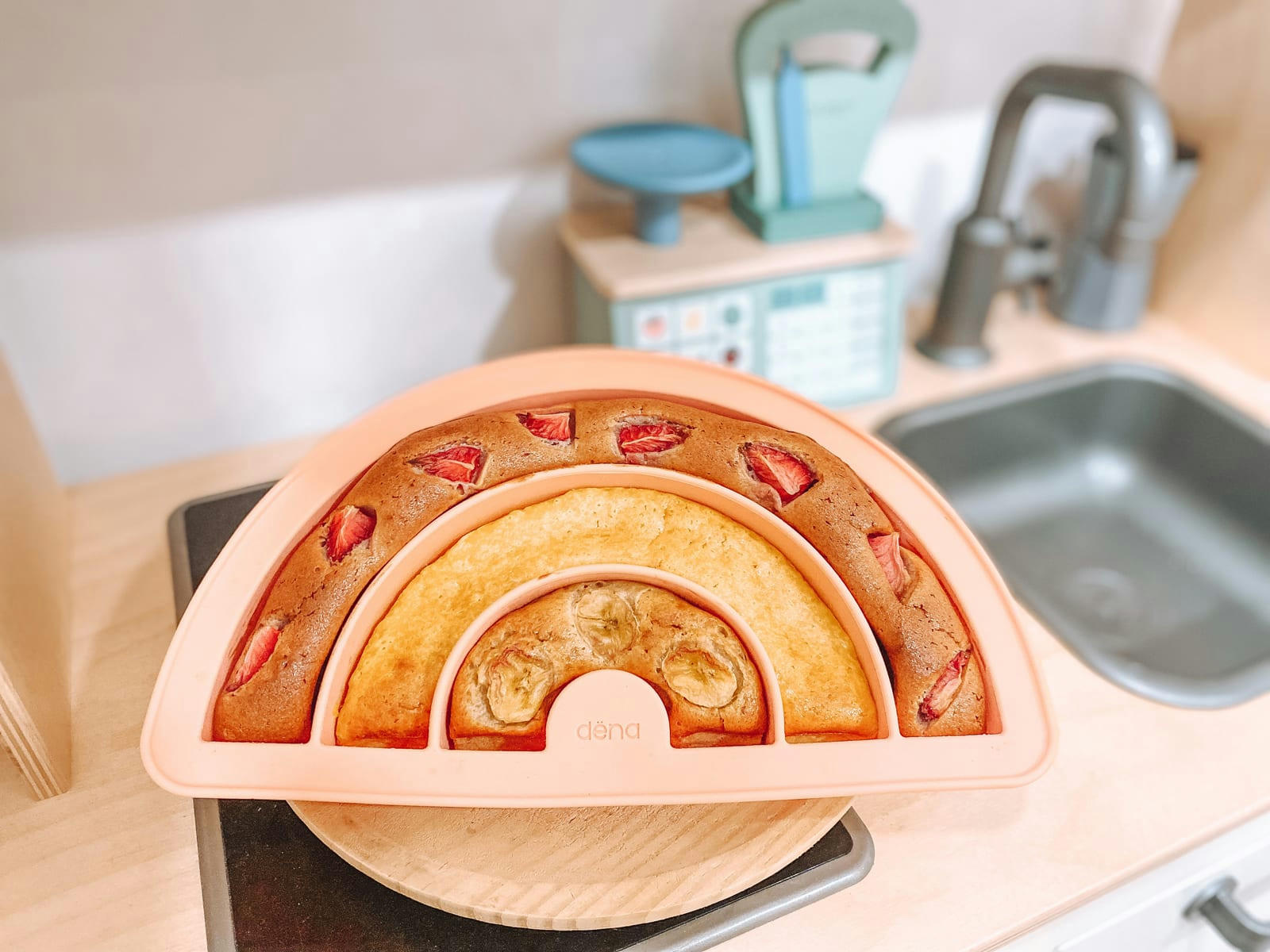 - Moule à gâteau arc-en-ciel  Rose