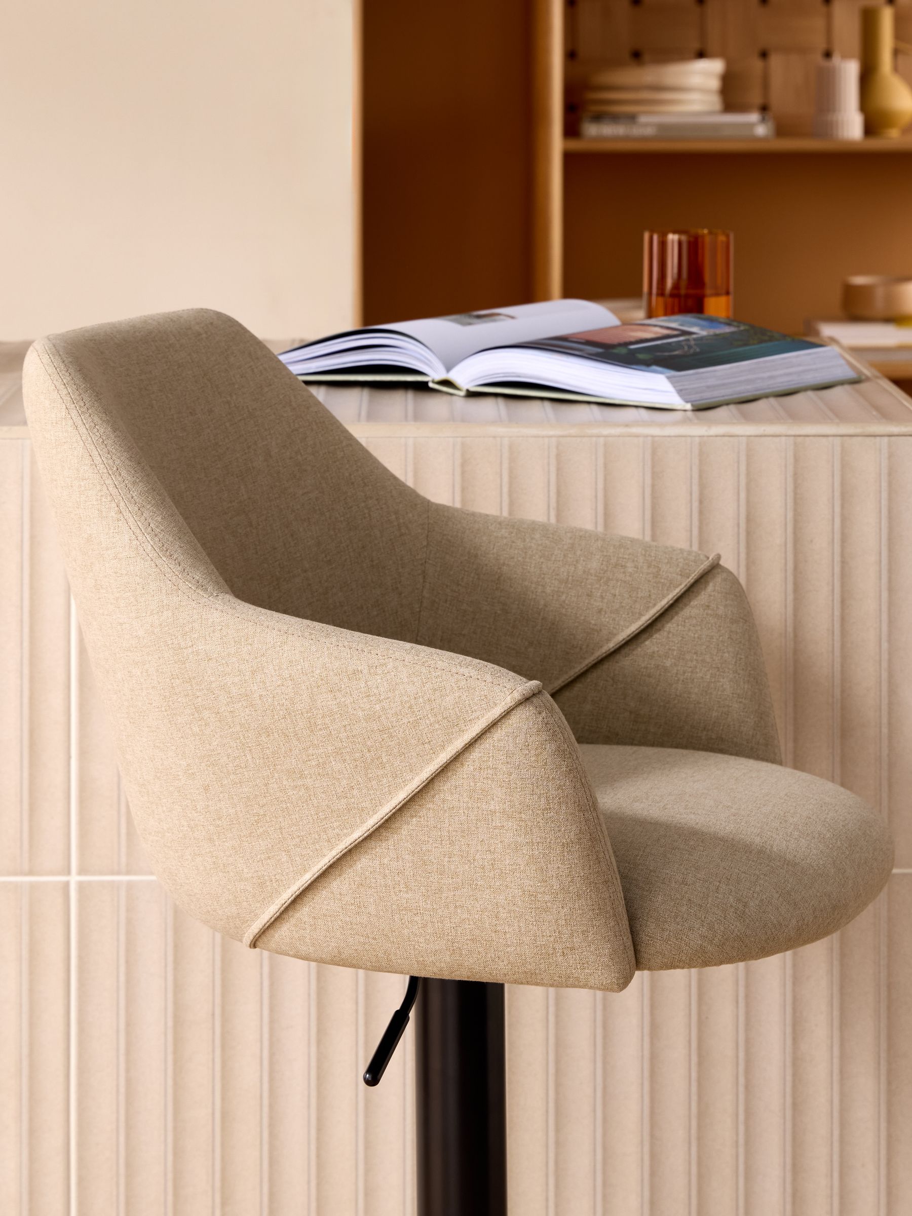 Lule Bar Stool in Ecru Marl