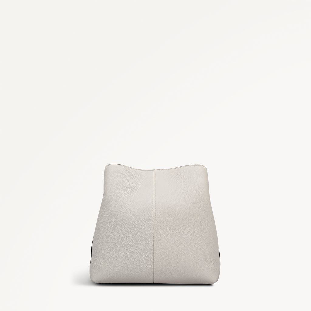 Dukes Place - Medium Compartment Cross Body