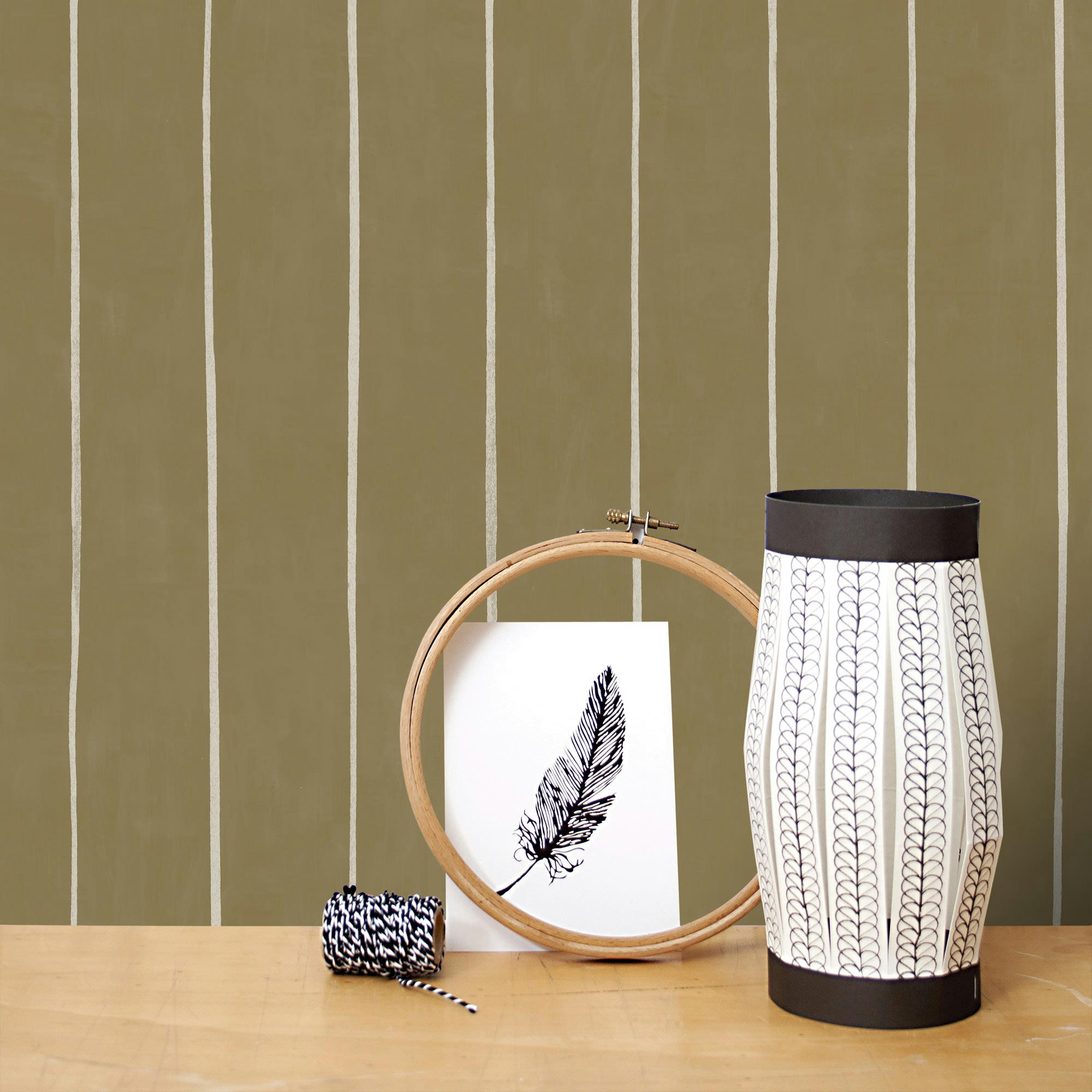 - papier peint rayures stripe ocre 1005x52cm