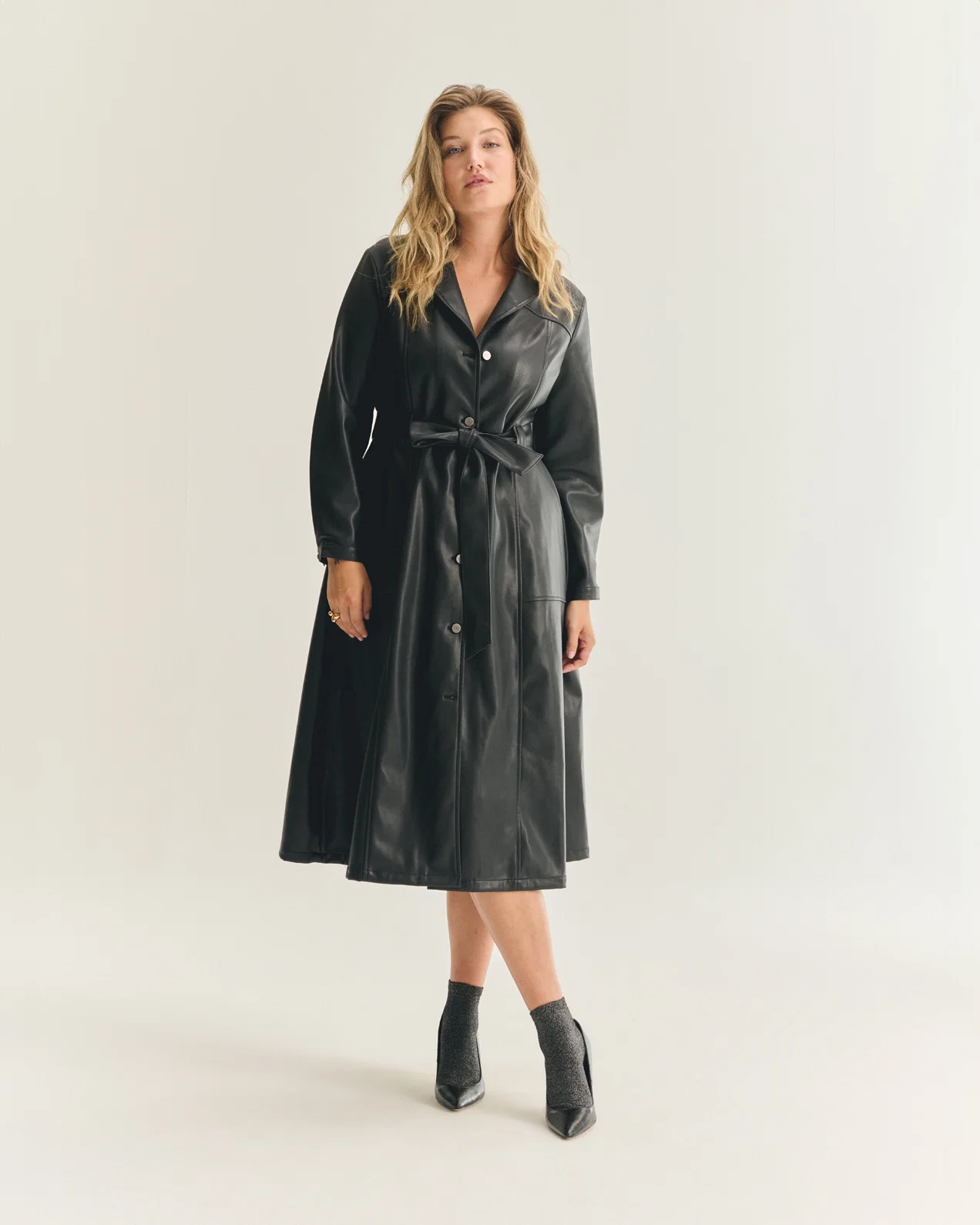 Robe Monia