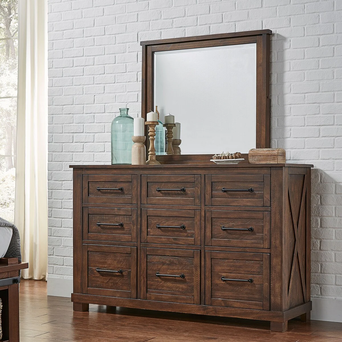 Simply Solid Shelba Solid Wood 6-piece Storage Bedroom Collection