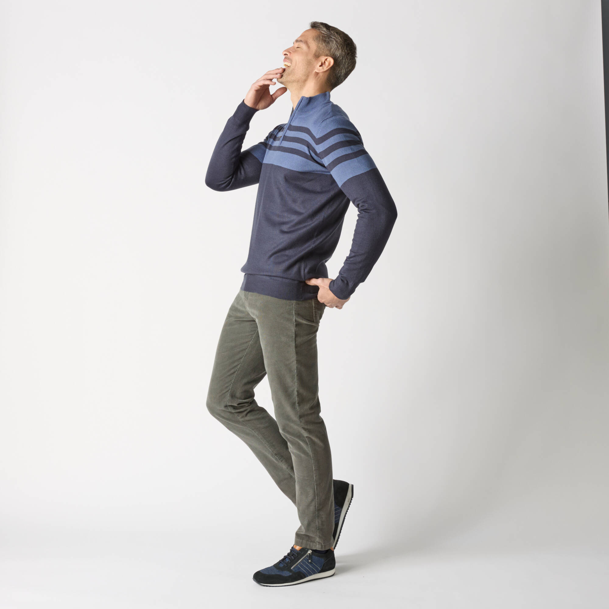 Pull rayé col montant zippé
