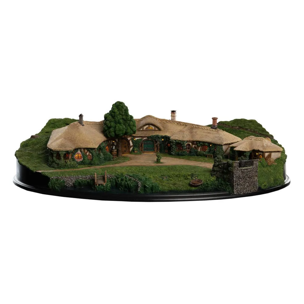 Weta Workshop The Lord of the Rings The Green Dragon Inn figure