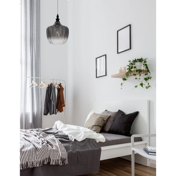 Pendelleuchte »Loni«, LED, 1-flammig, schwarz/rauchgrau