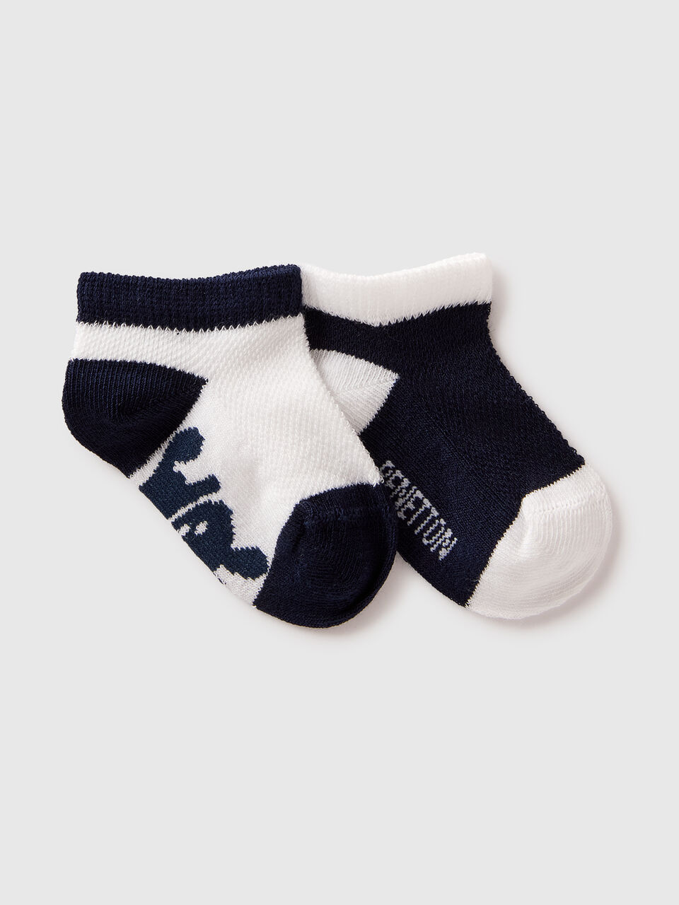 Two-tone short sock set