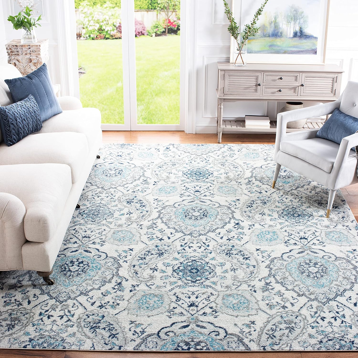 SAFAVIEH Madison Collection Area Rug - 10' x 14', Cream & Light Grey, Boho Chic Glam Paisley Design, Non-Shedding & Easy Care, Ideal for High Traffic Areas in Living Room, Bedroom (MAD600C)