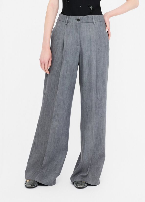 Pantaloni flare