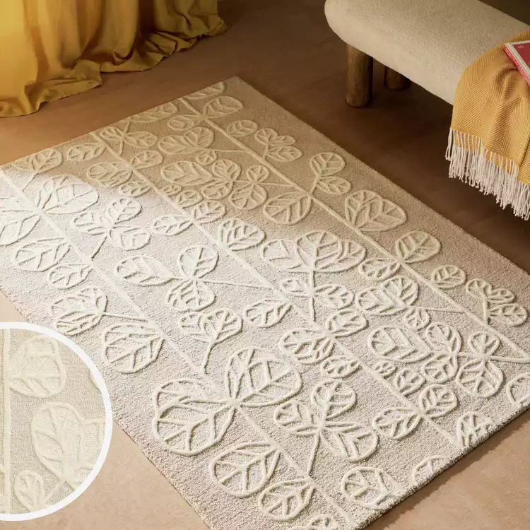 Habitat Scandi Flower Neutral Wool Cut Pile Rug - 120x170cm