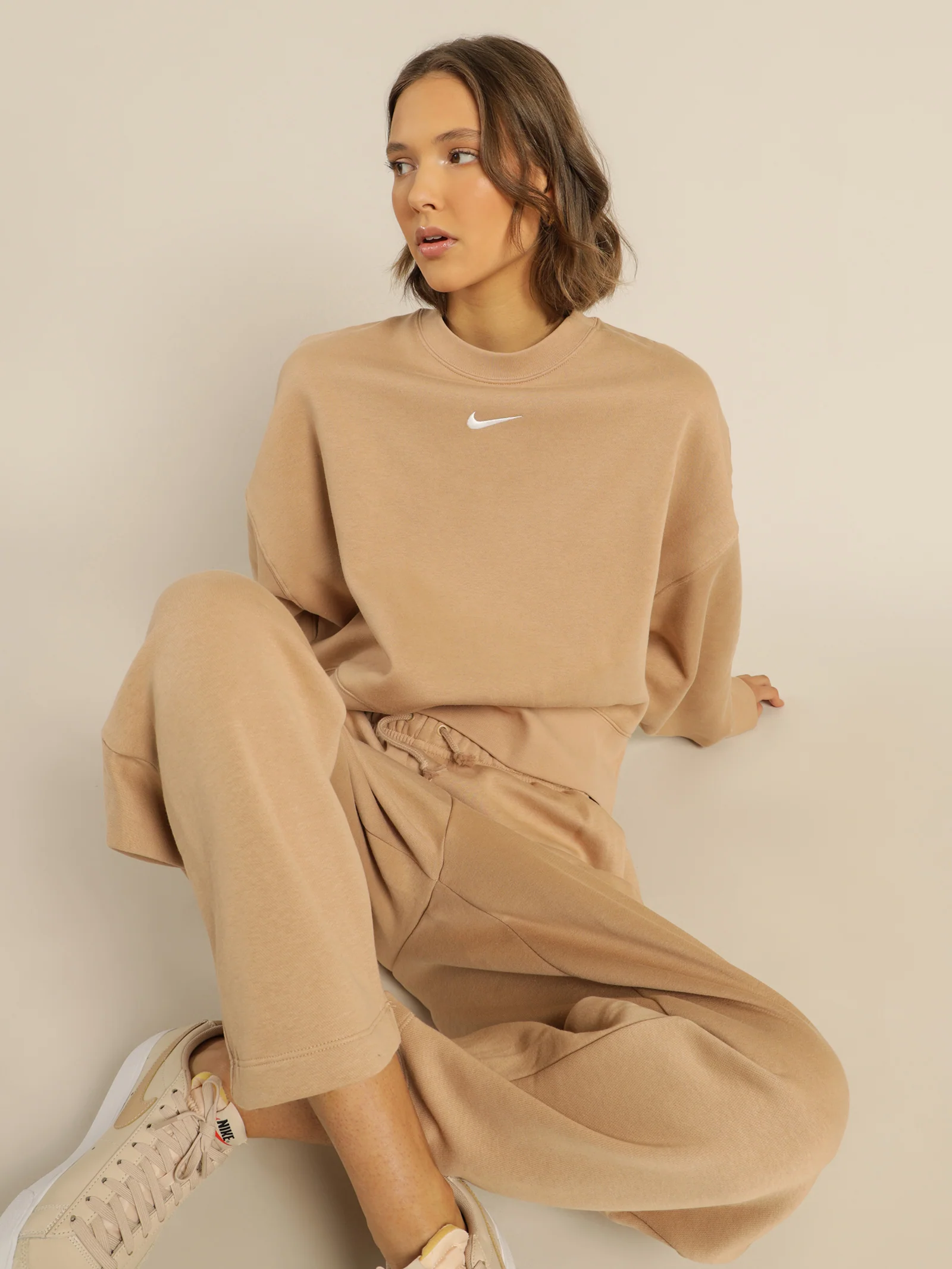 Sportswear Essentials Oversized Crew Fleece