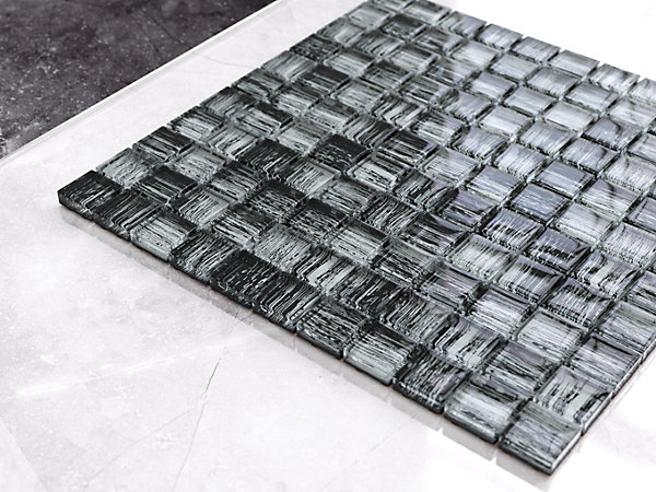 Mosaïque en verre sur filet pour salle de bain ou cuisine 30 cm x 30 cm - Iron earth