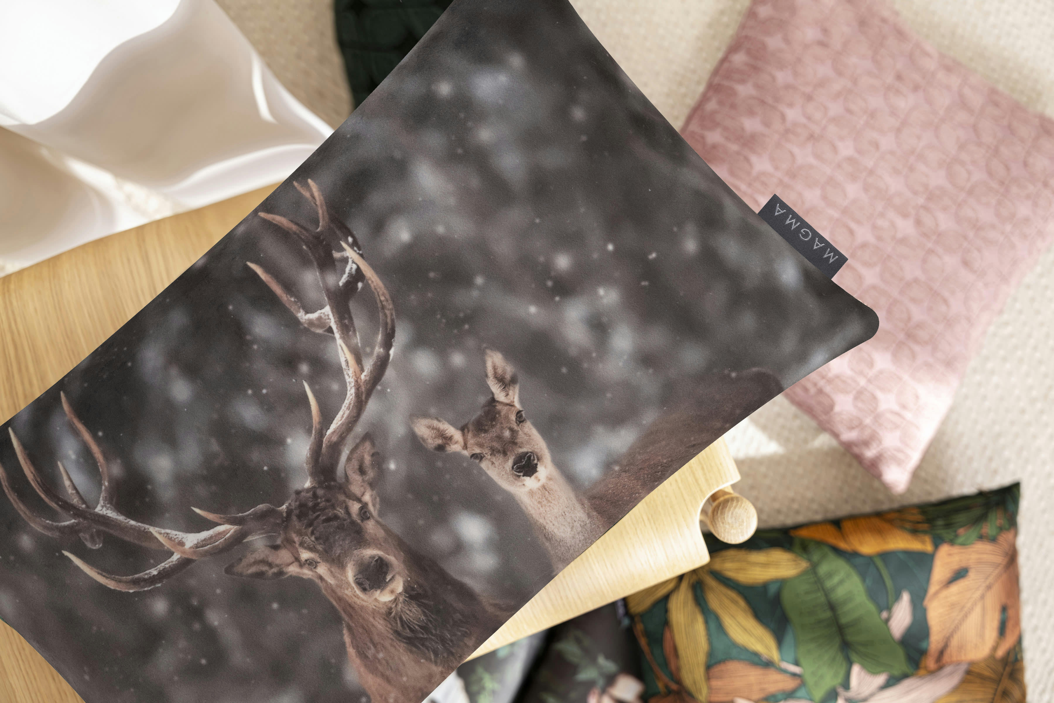 INTO THE WILD - Housses de coussin cerf, polyester, verso peluche  - Lot de 2 - 30x50