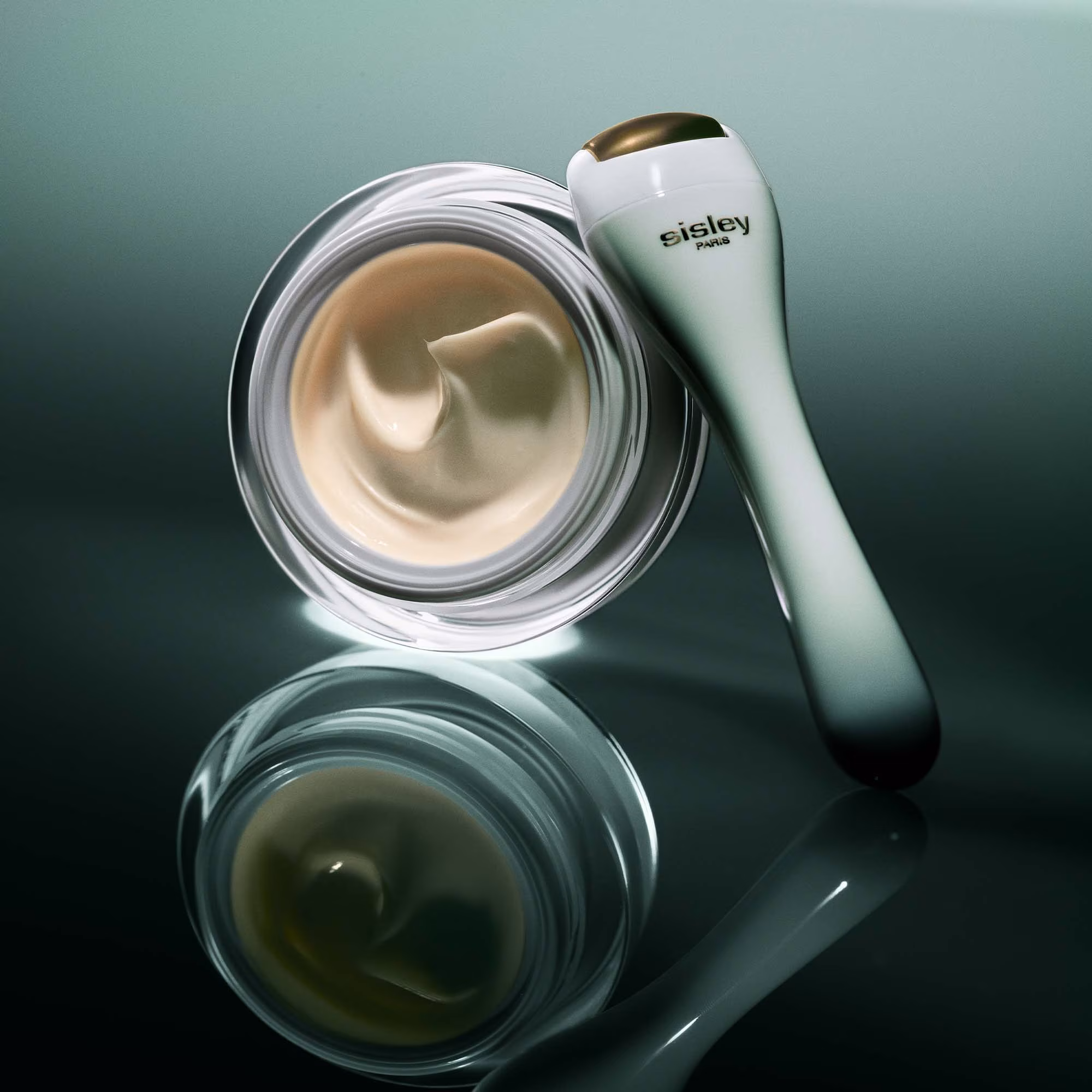SISLEŸA L'INTÉGRAL ANTI-ÂGEProgramme découverte - crème contour des yeux et des lèvres