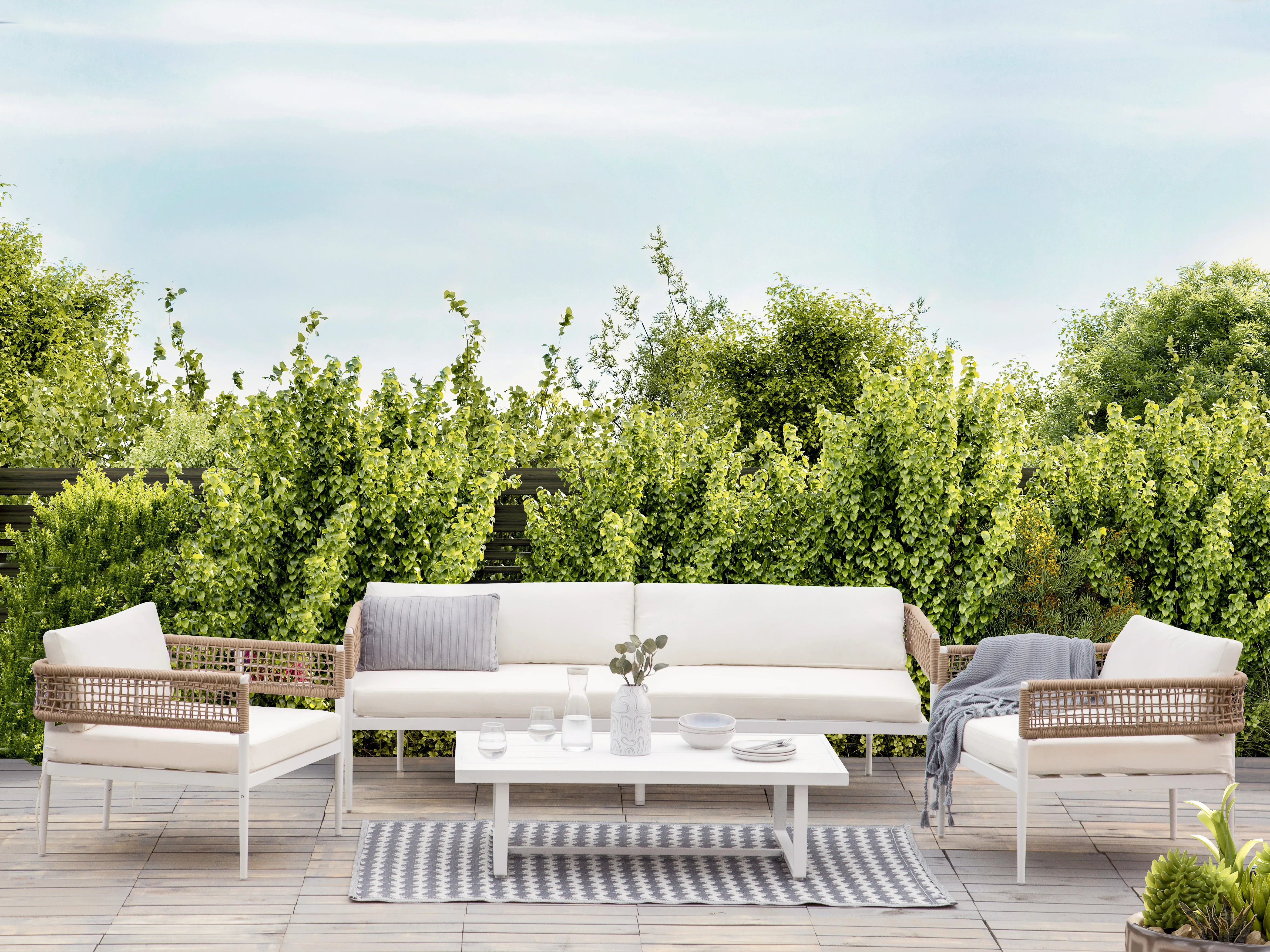 Garden Lounge Set with Table 5 Seater SERLA Metal White