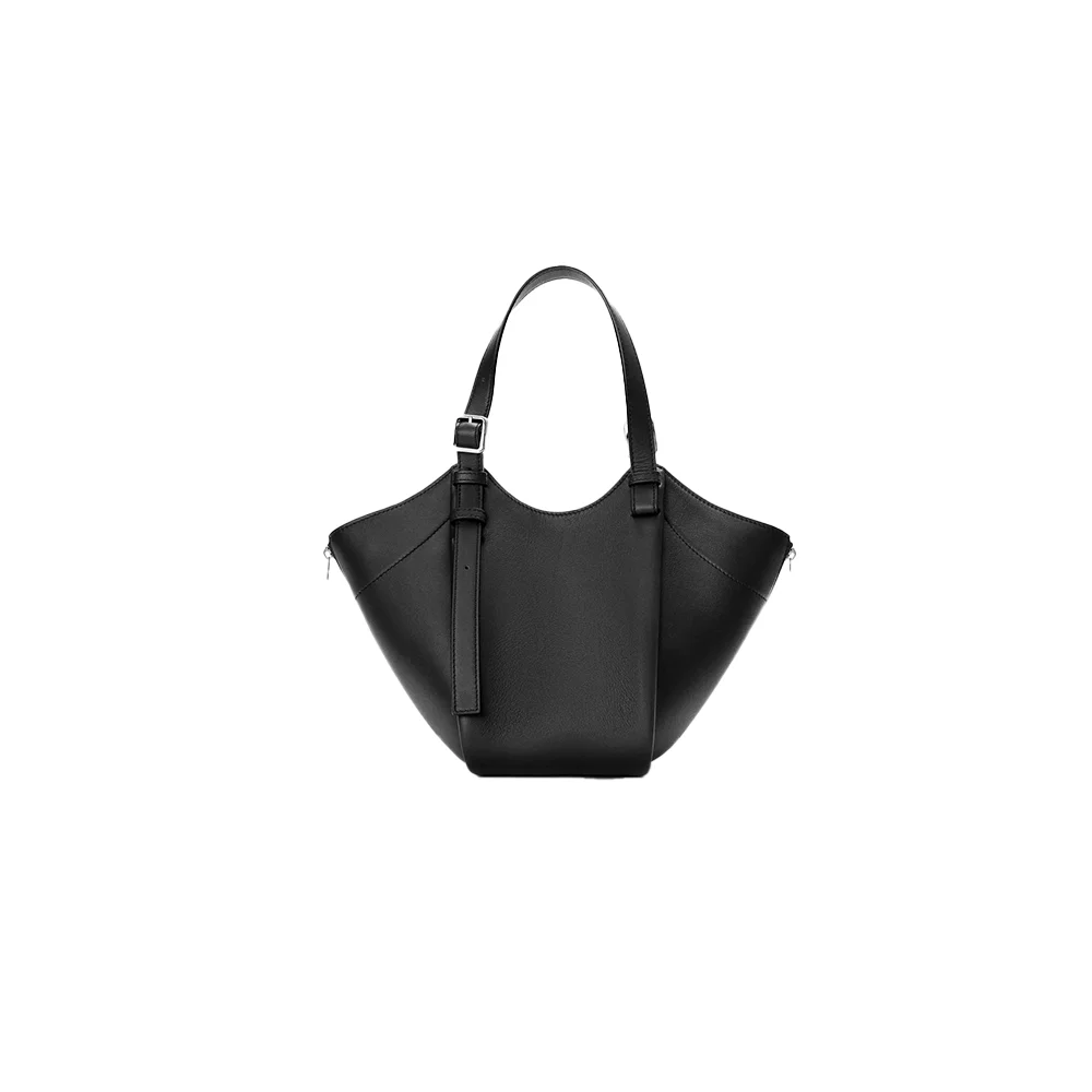 Loewe Classic calfskin Hammock Flip bag