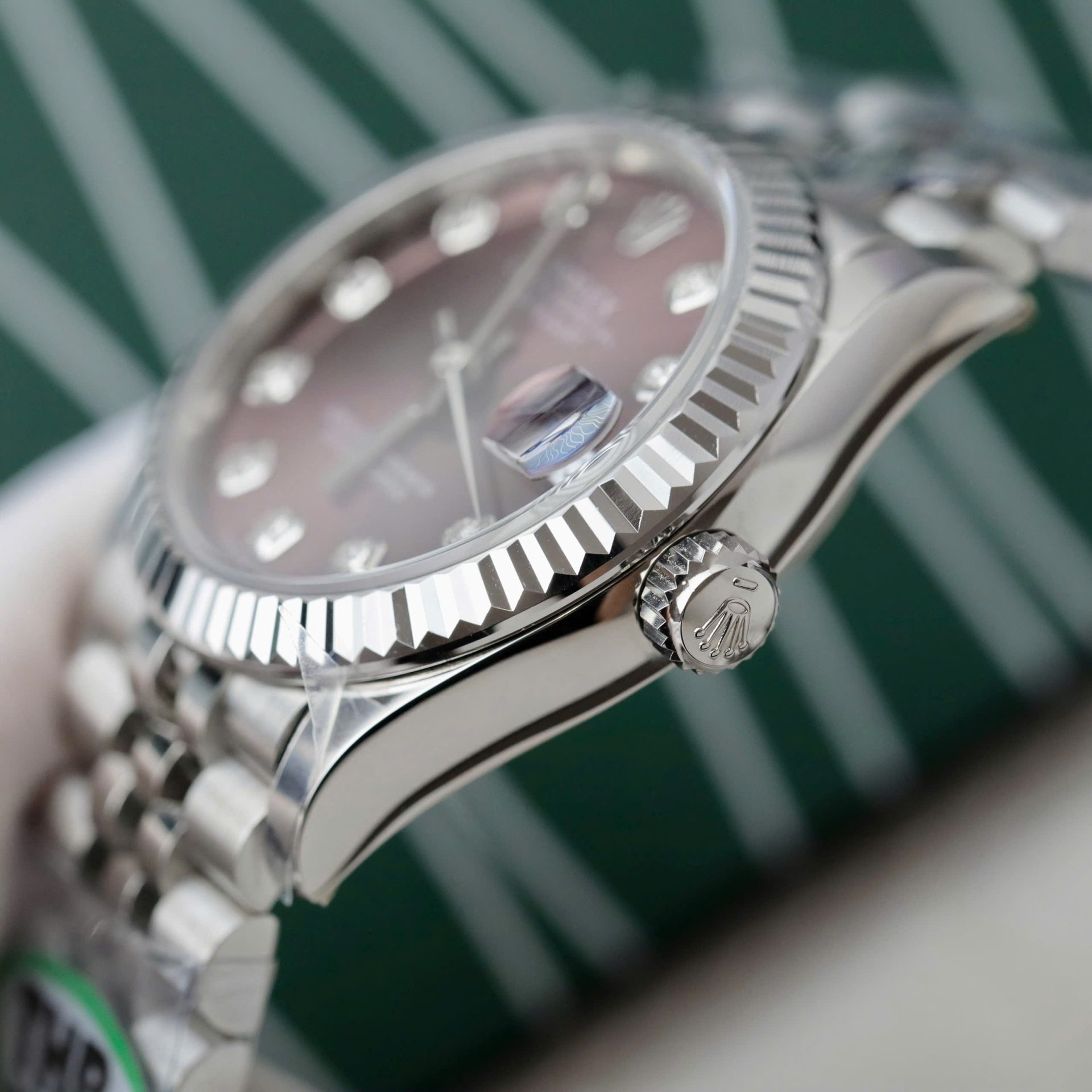Rolex Datejust 316L Steel Wine Dial CZ Diamonds 31mm Jub THBF Replica