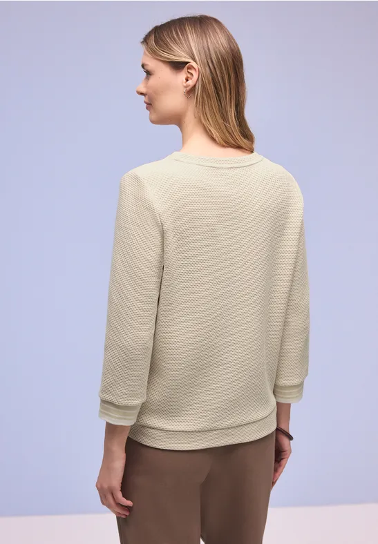 Strukturshirt mit Details