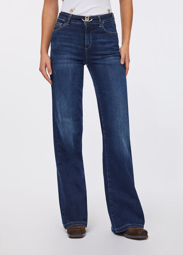 Jeans flare con cintura