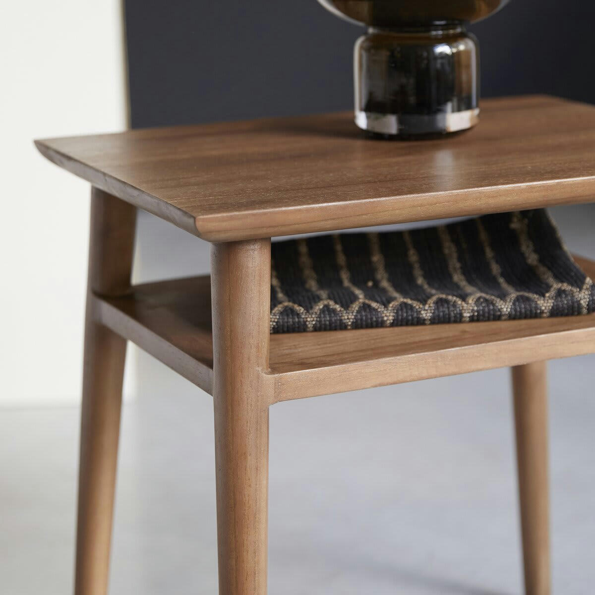 VINTAGE - Bout de canapé en teck massif recyclé