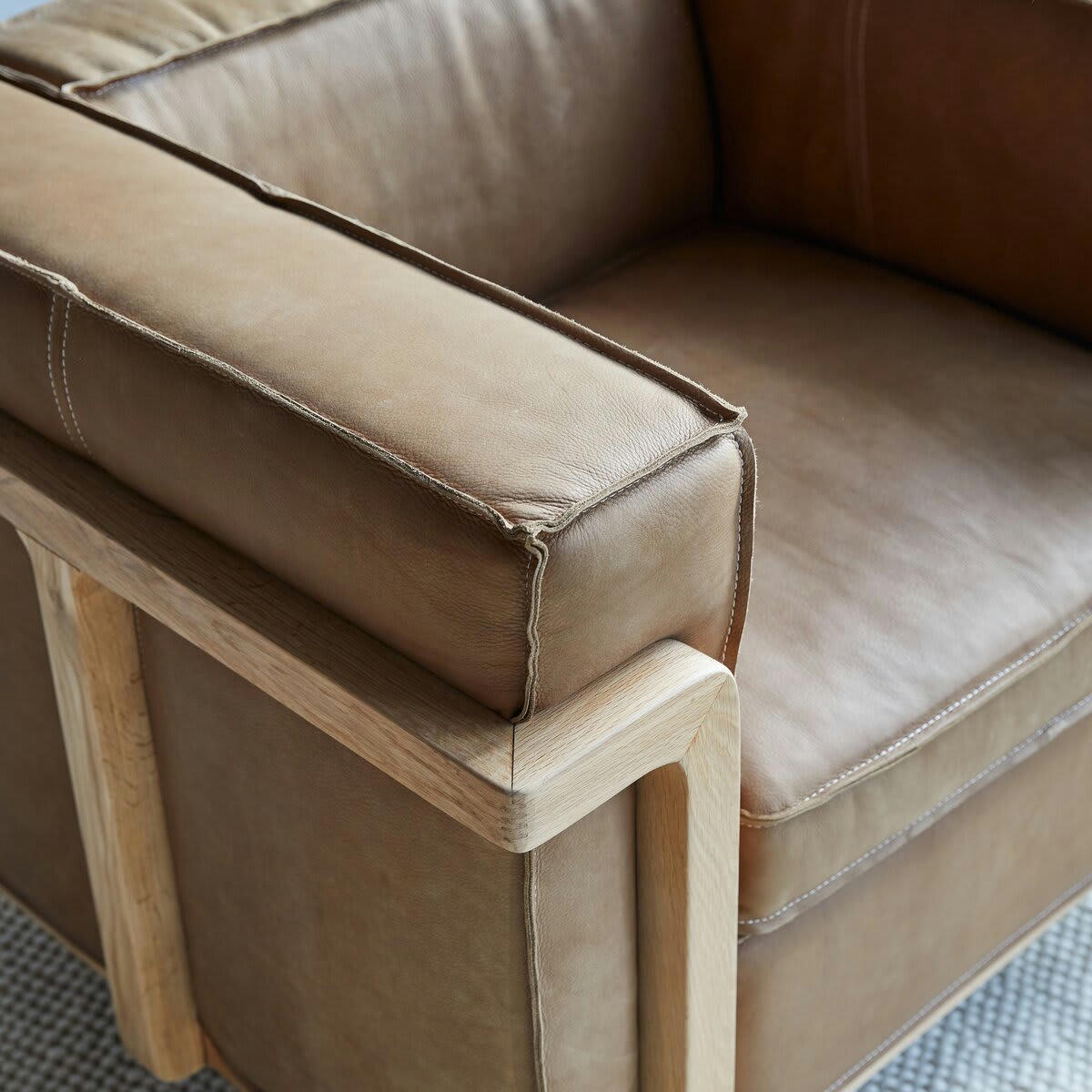 COBBELWOOD - Fauteuil en chêne massif et cuir Cheyenne