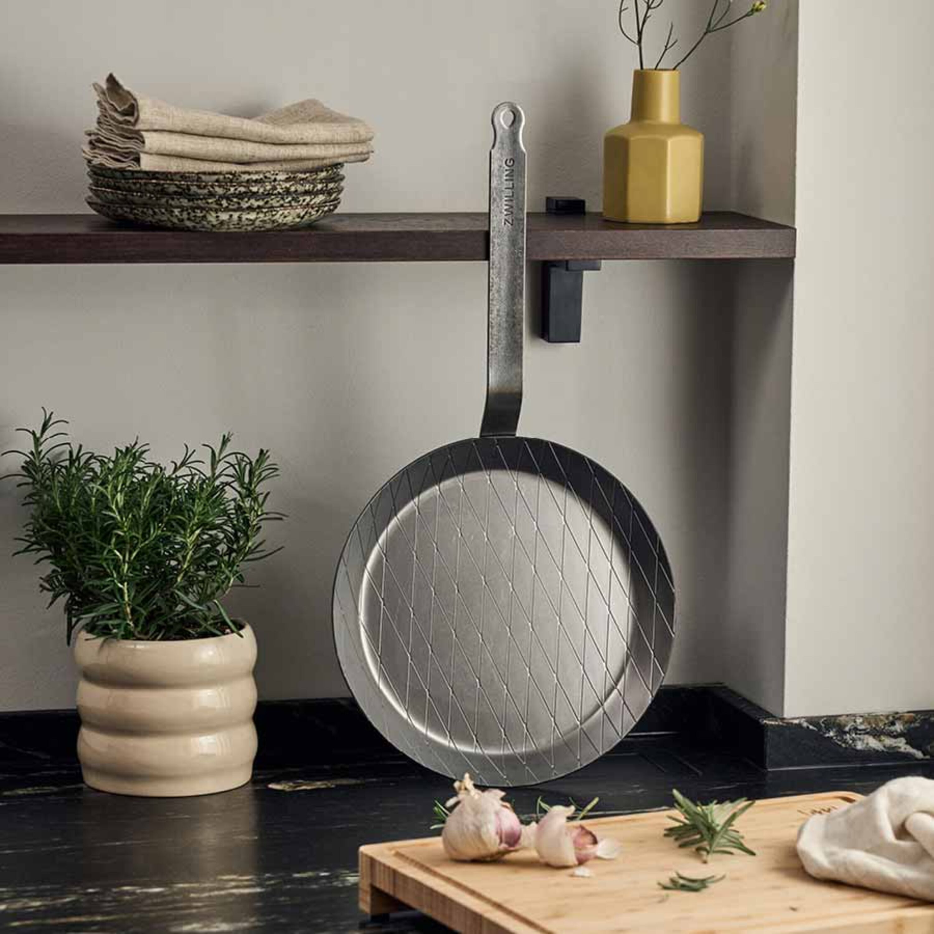 28 cm Carbon steel Frying pan