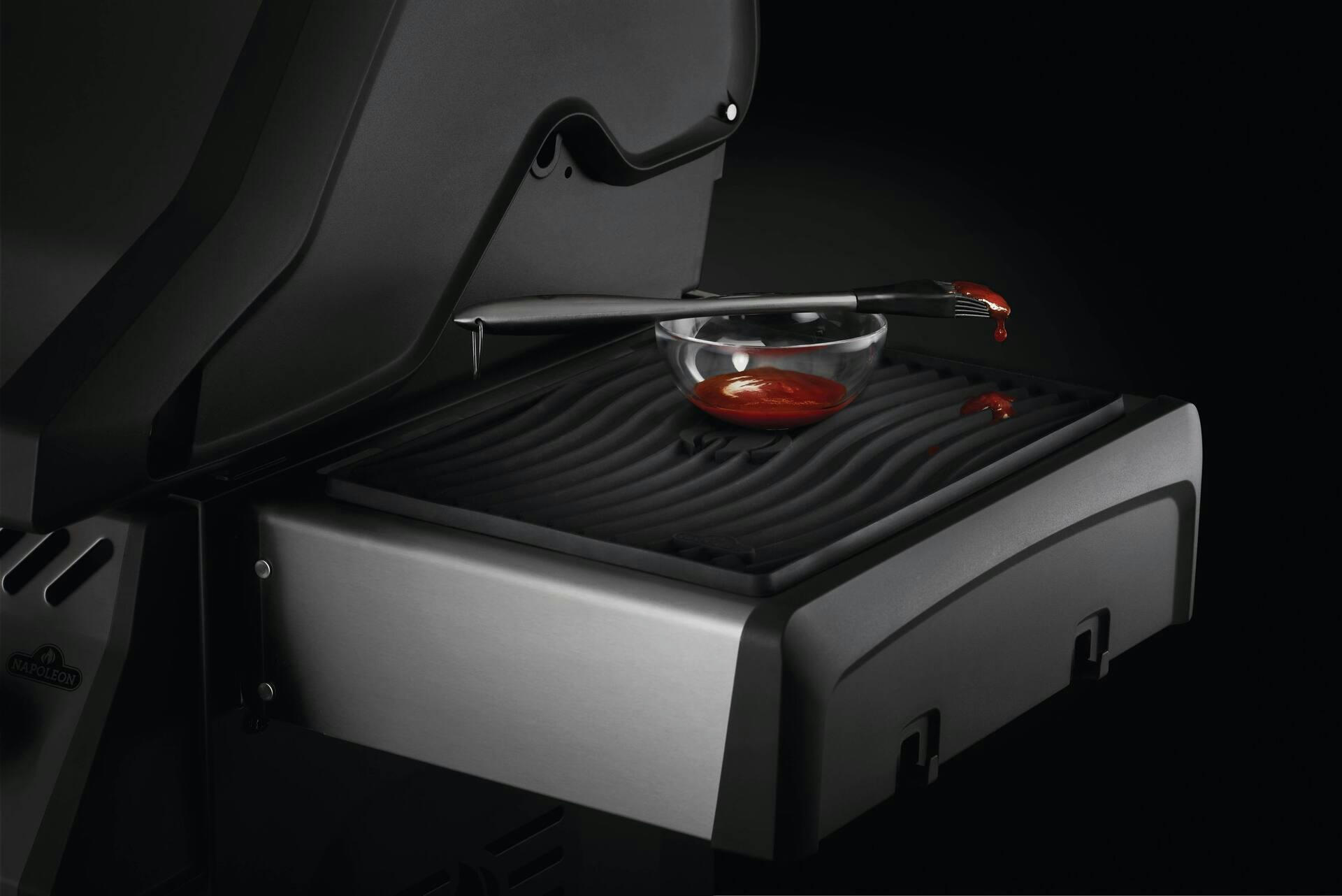 Napoleon Heat-Resistant Side Shelf Mat for BBQ Grill Side Shelves, Black Silicone, Nonslip, Dishwasher Safe