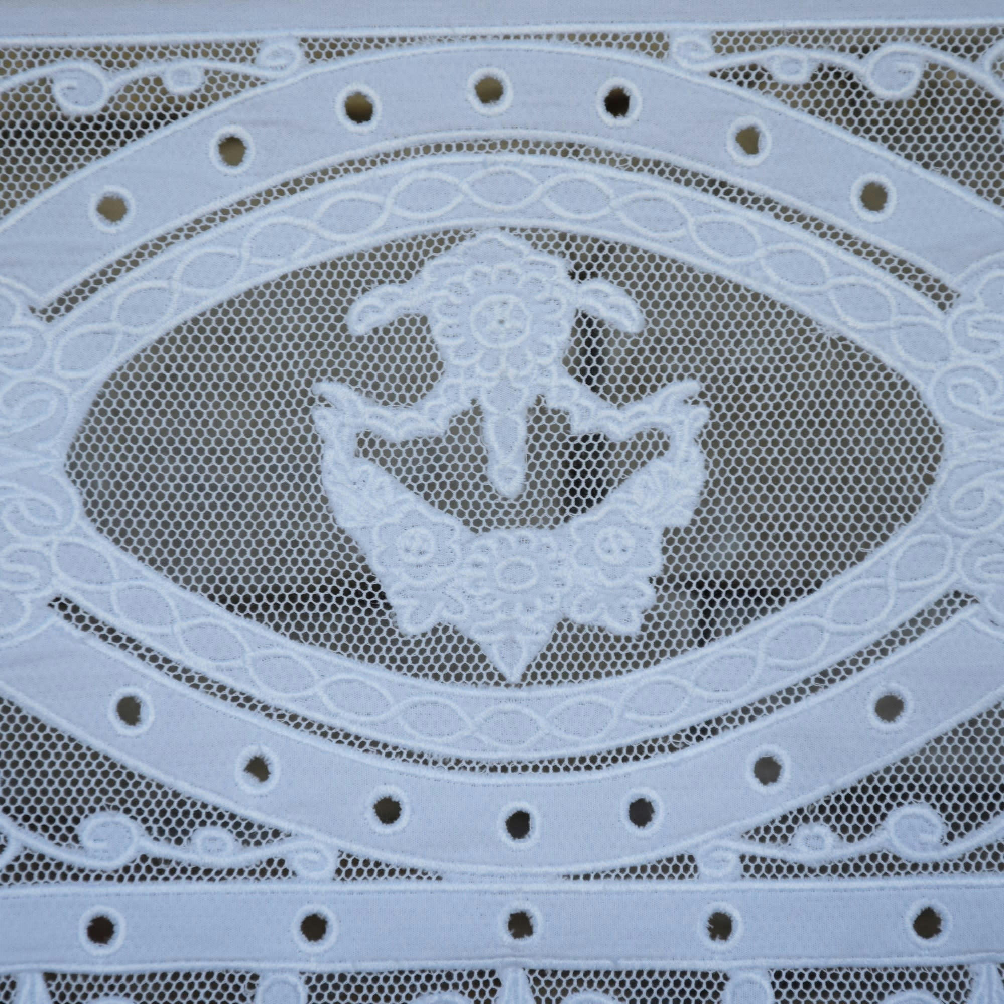 BERGERAC - Cantonnière avec broderie sur filet 60X31 CM