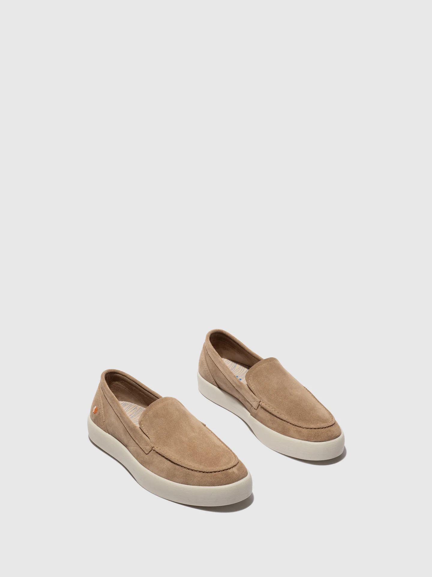 Sapatos Slip-on em Taupe