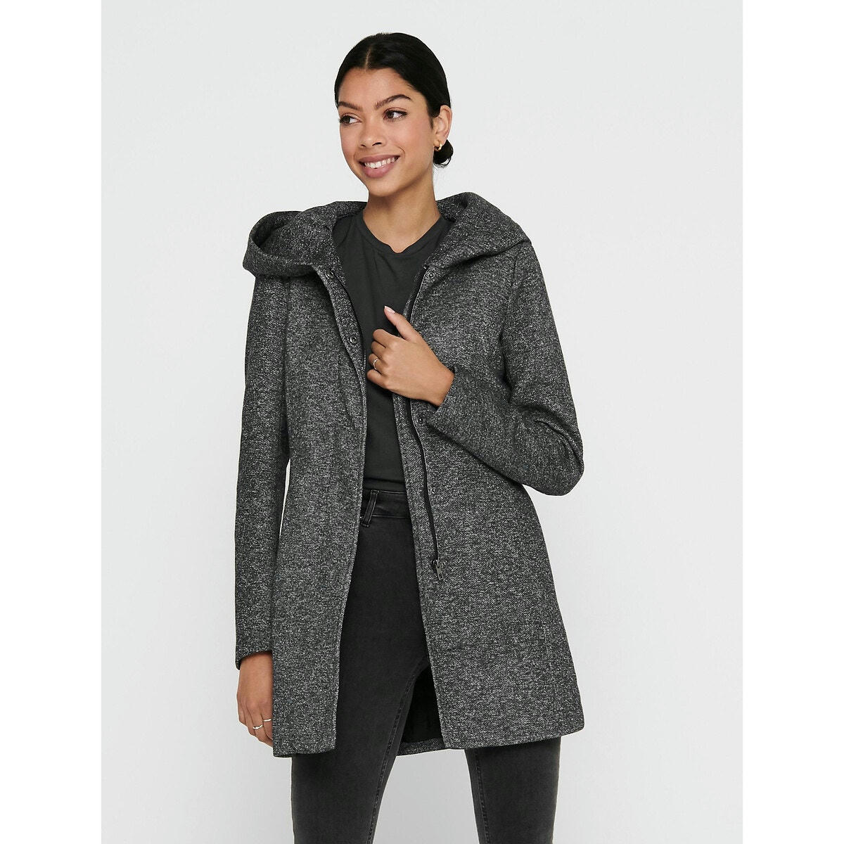 Manteau fin à capuche en peau de pêche