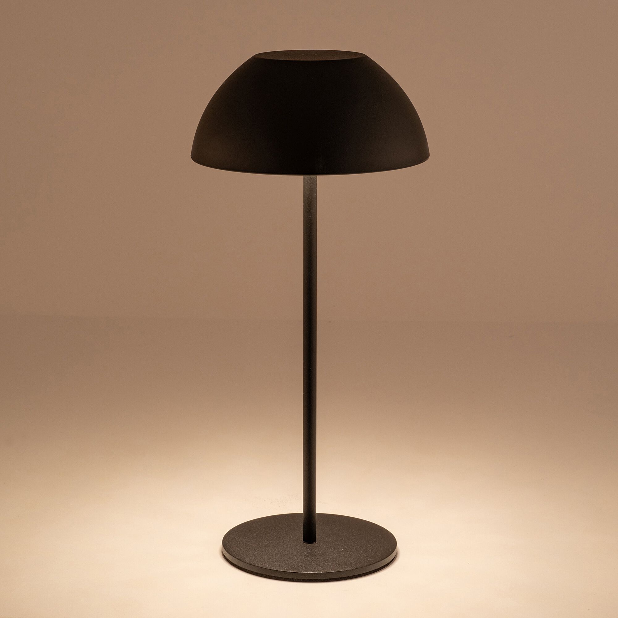 LINA - Lampe de table à poser nomade H28cm - noir
