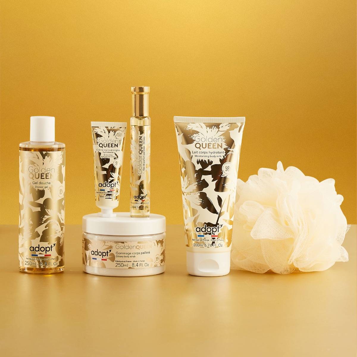 Golden QueenCOFFRET MAXI EAU DE PARFUM 30 ML   GEL DOUCHE 250 ML   LAIT CORPS 200 ML   CRÈME POUR LES MAINS 30 ML   GOMMAGE AU SUCRE 250 ML   FLEUR DE BAIN