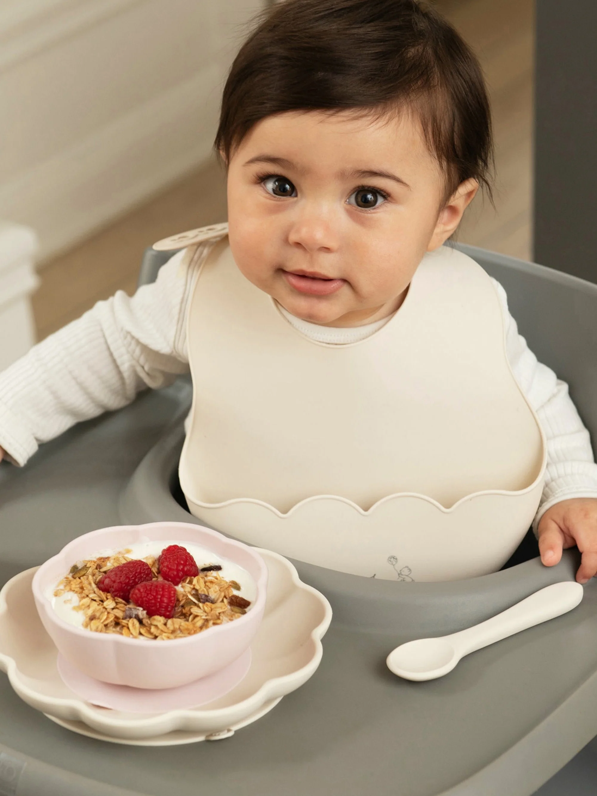 Silikon-Kinderlätzchen Poppy