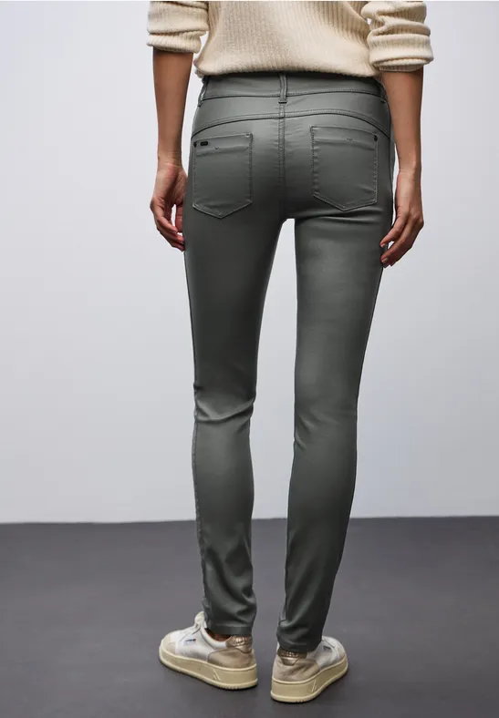 Slim Fit Coated Hose