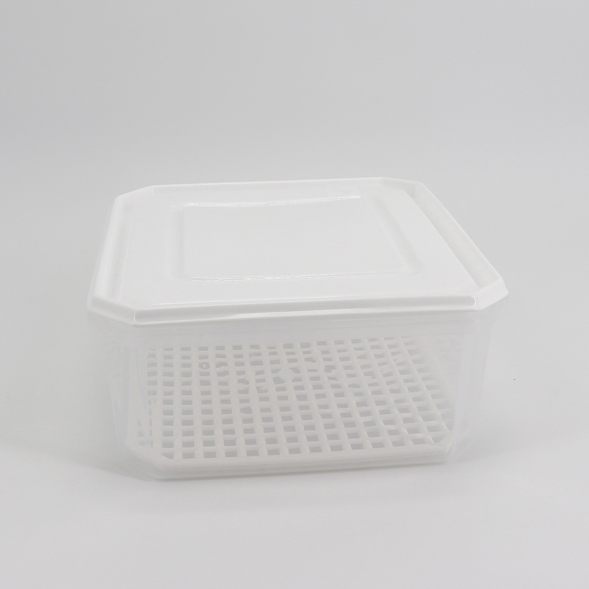 Caixa quadrada com rede branca