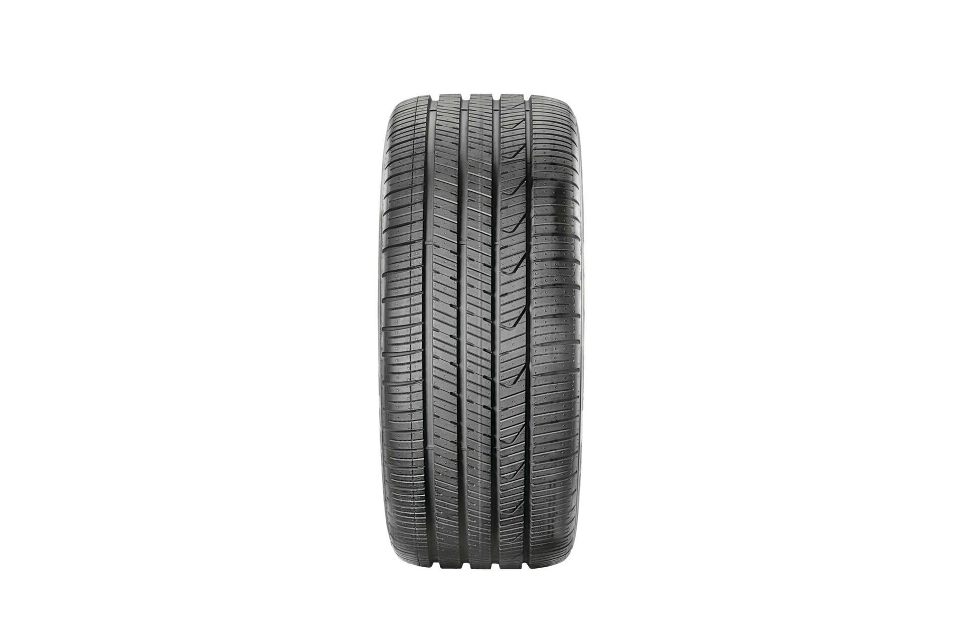 Pirelli PZERO All Season Plus 3 Tire
