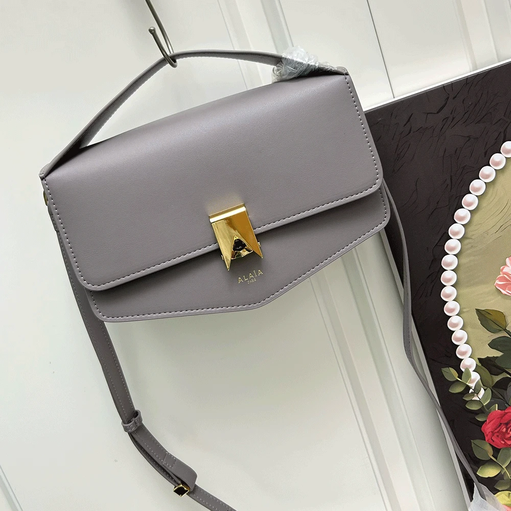 Alaia  shoulder bag