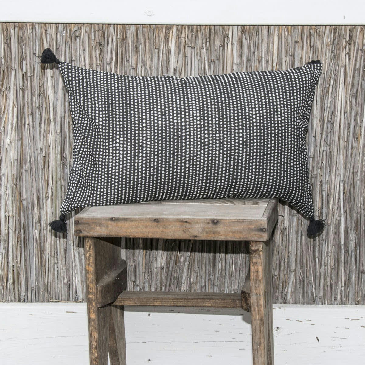 DOTS - Housse de coussin velours de coton  50x30 noir