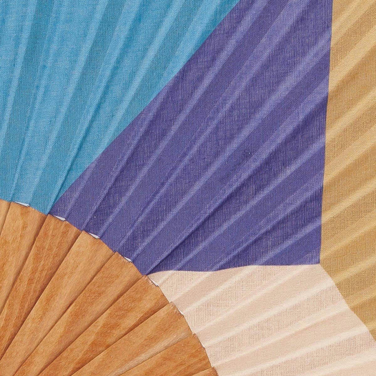 PARADIS - Éventail en bois de merisier et coton imprimé graphique bleu