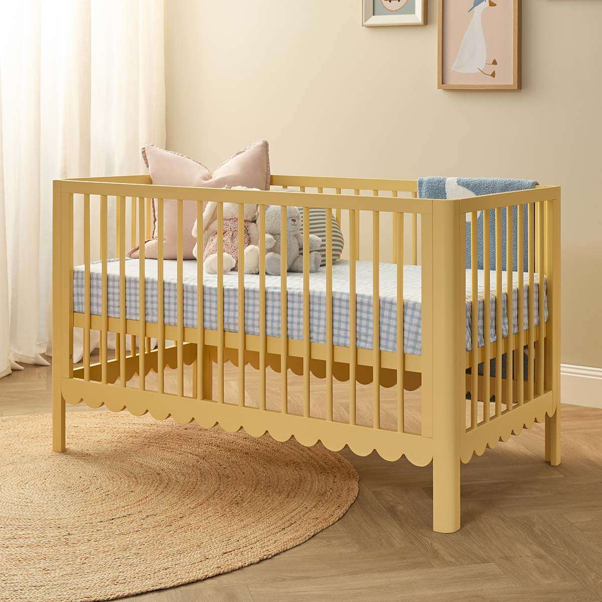 Maisie Scalloped Cot - Buttermilk