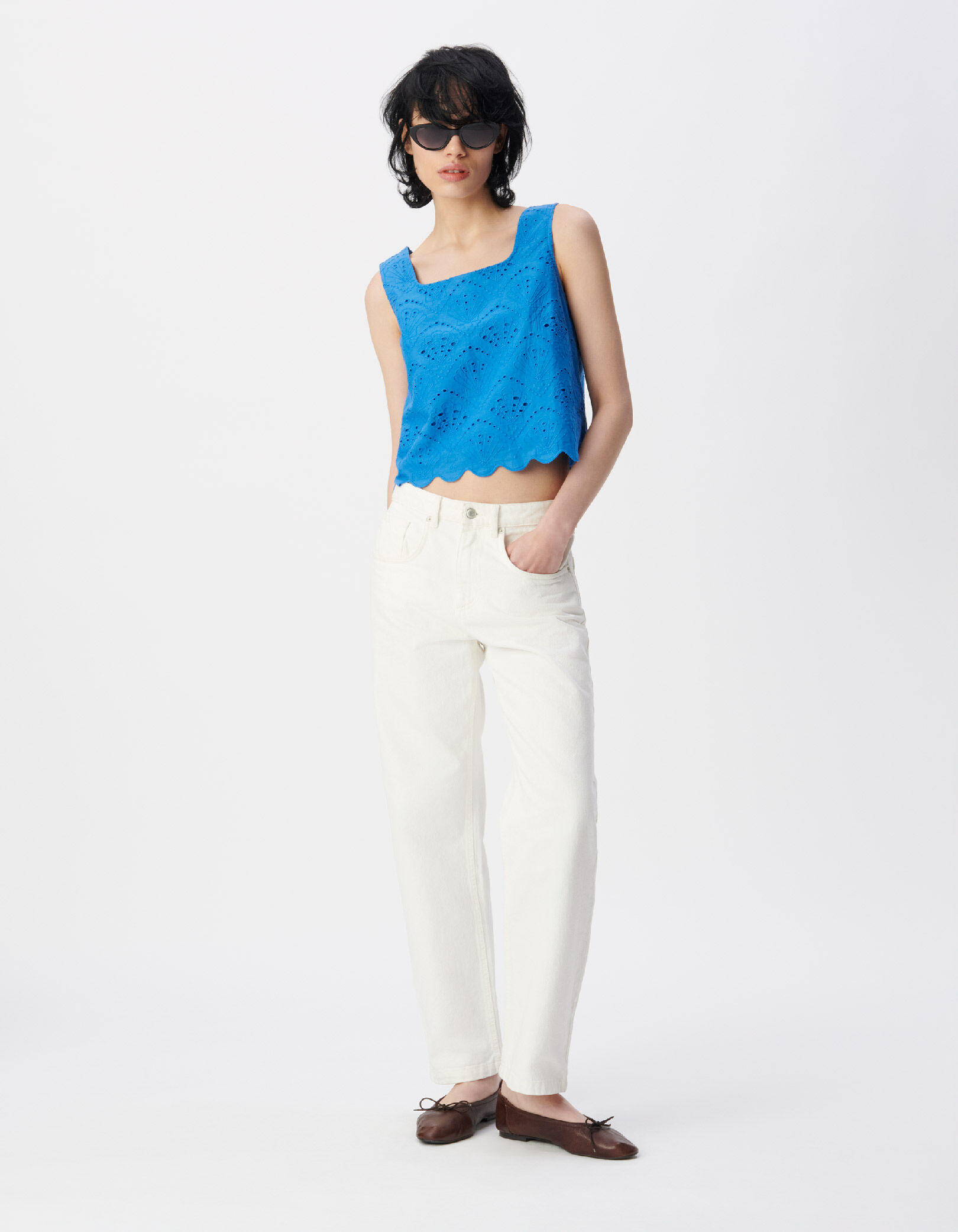 Top sans manches bleu broderie anglaise Femme