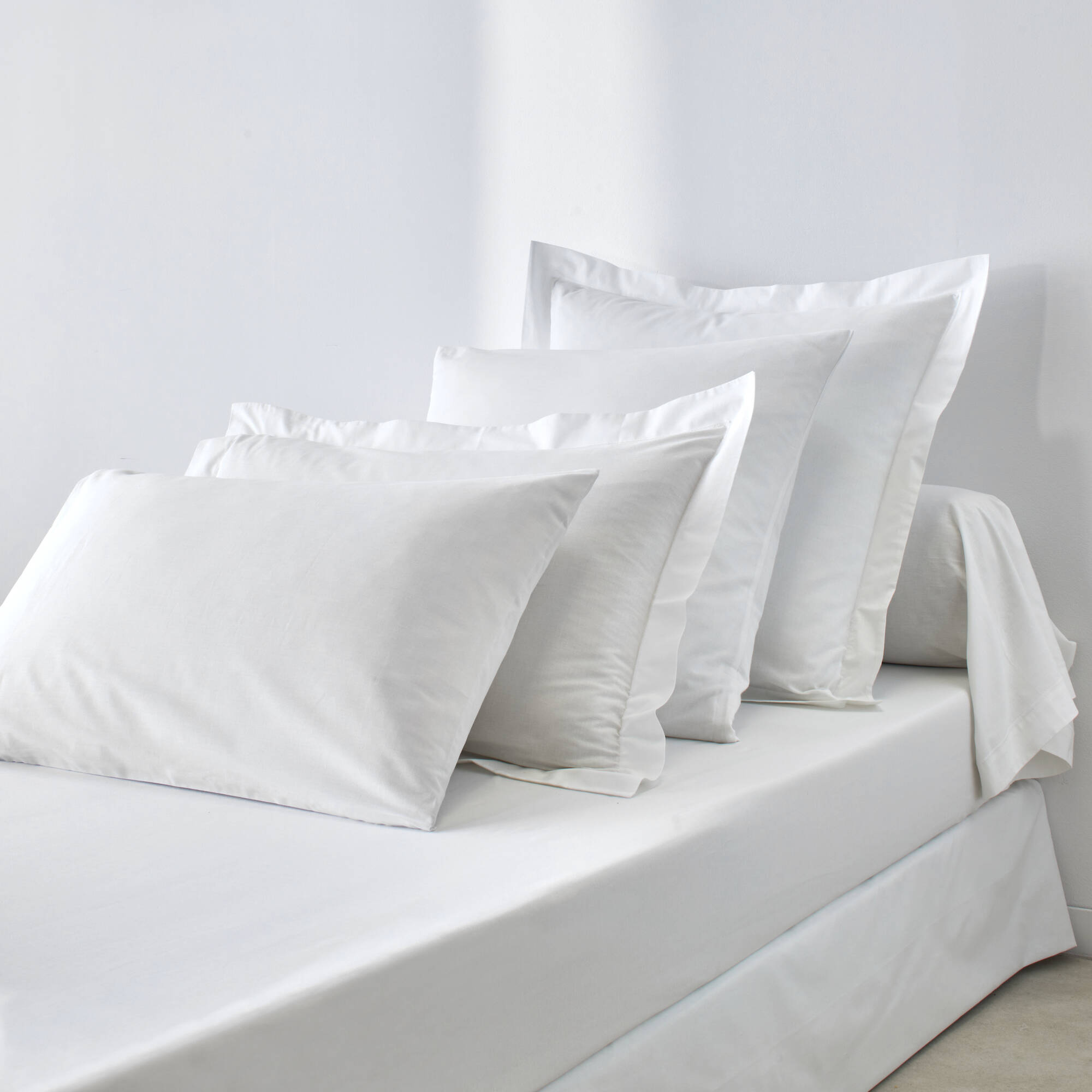 Drap-housse uni polyester - coton bonnet 32 cm