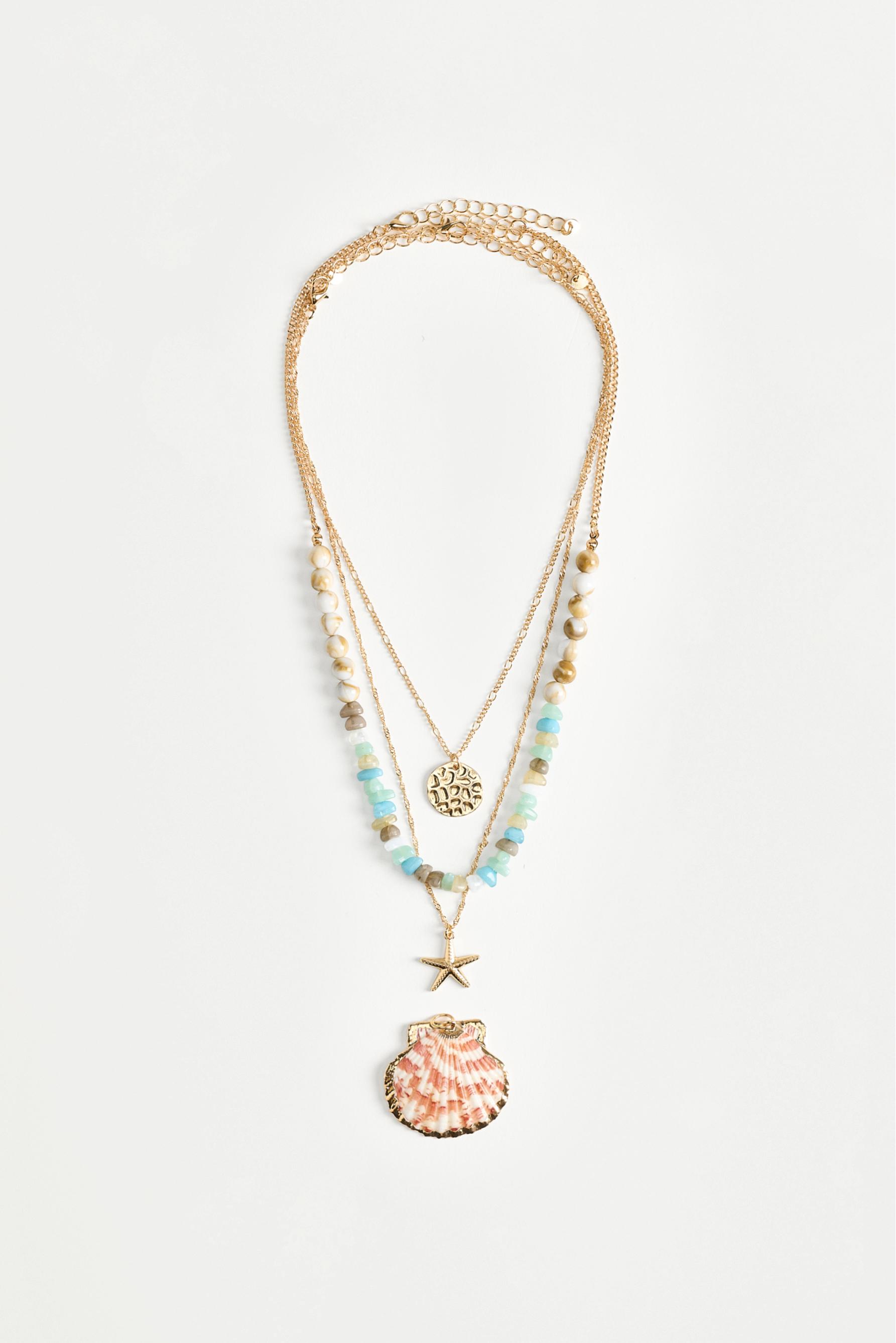 Collar multicapa con motivos marinos