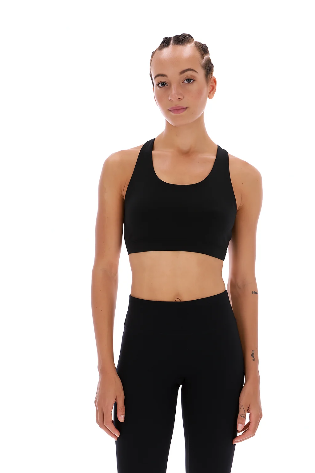 IVY | BLACK