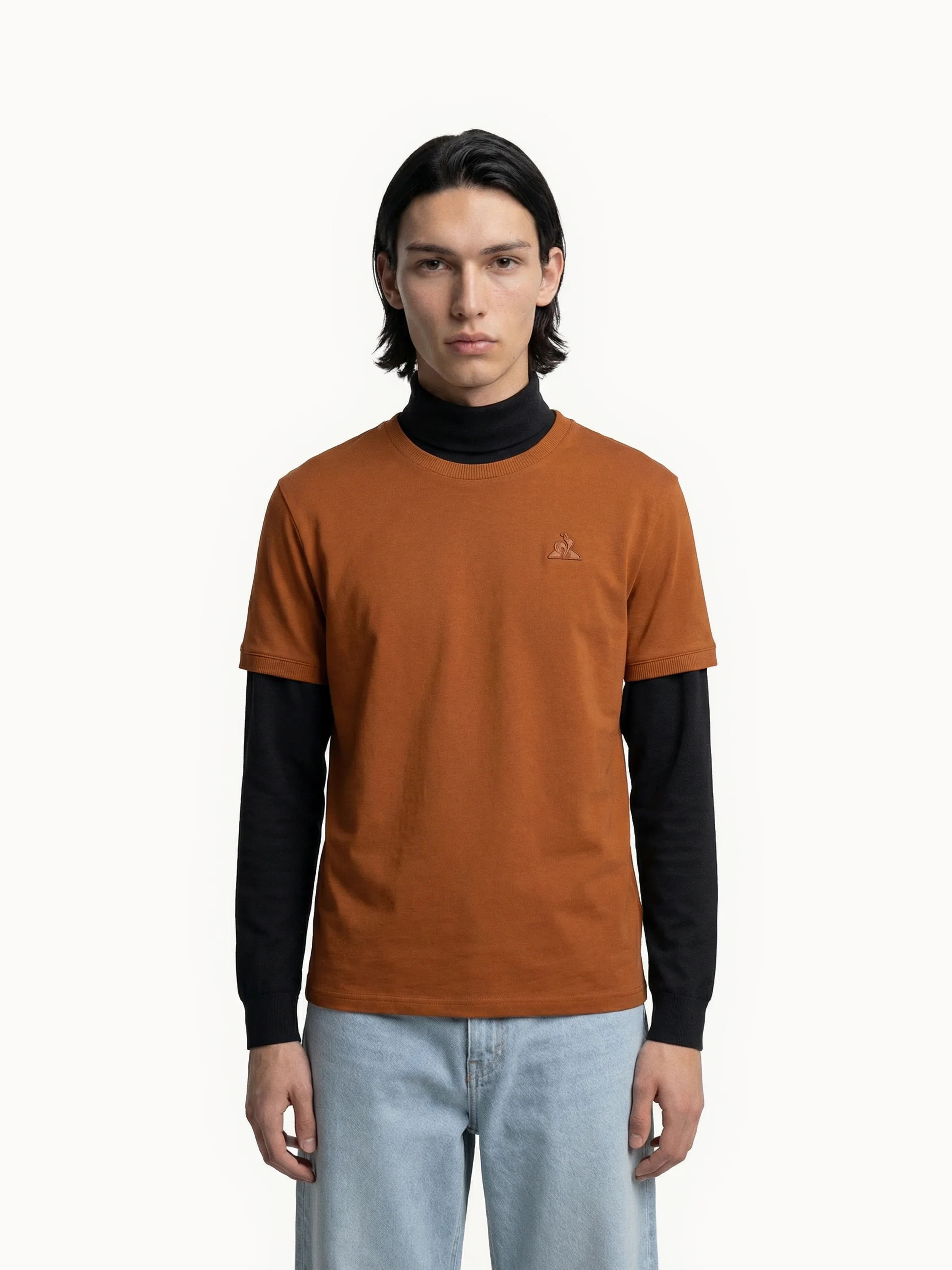 T-shirt Essentiel en jersey de coton avec logo brodé ton sur ton