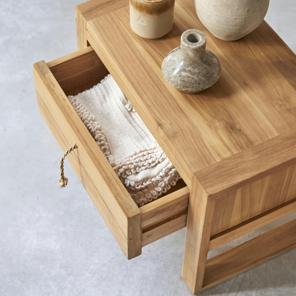 MINIMALYS - Chevet en teck massif