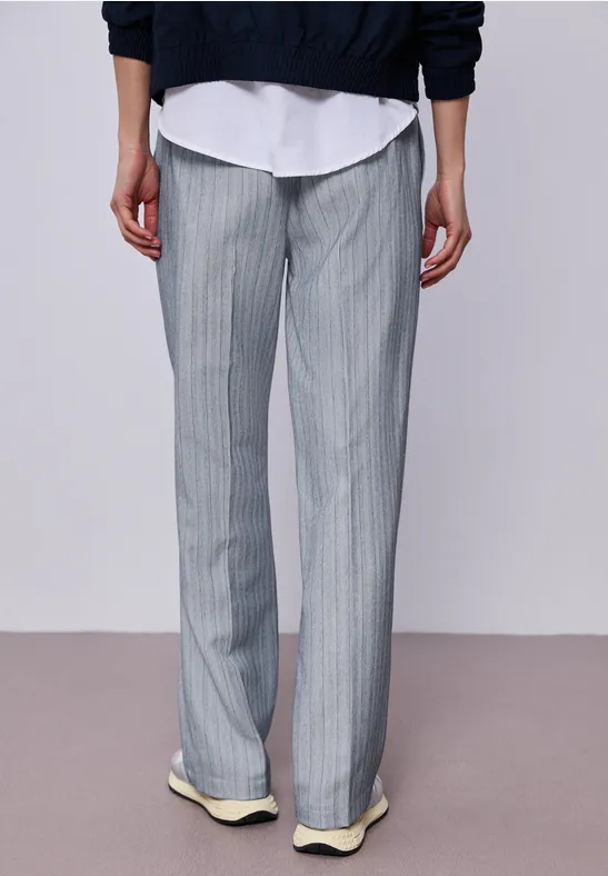 Straight Leg Hose mit Streifen