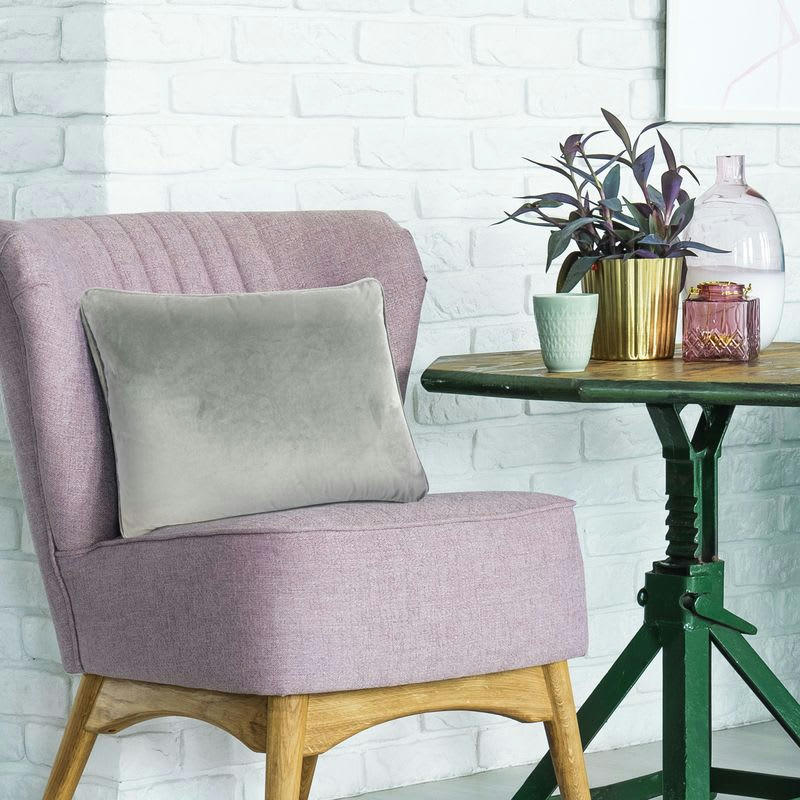 VELOURS - Coussin en velours gris clair 60x40