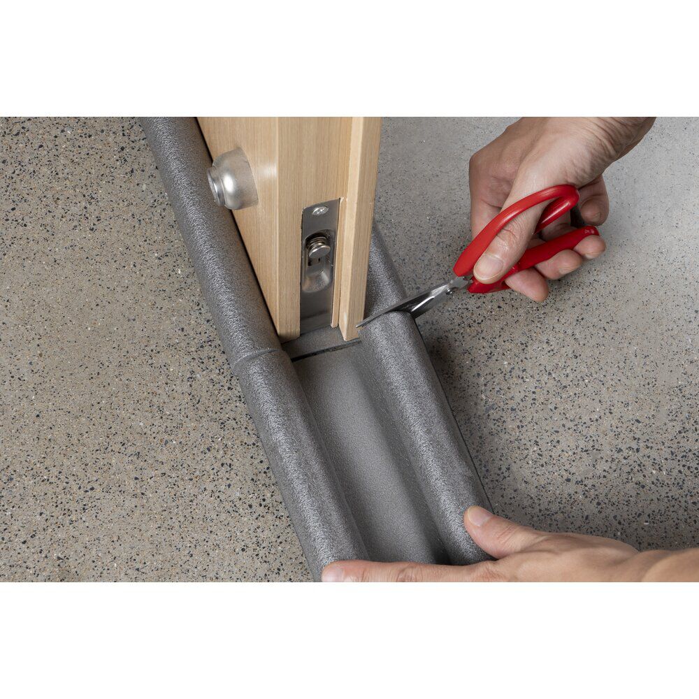Bas de porte isolant découpable Ø3x10xL95cm