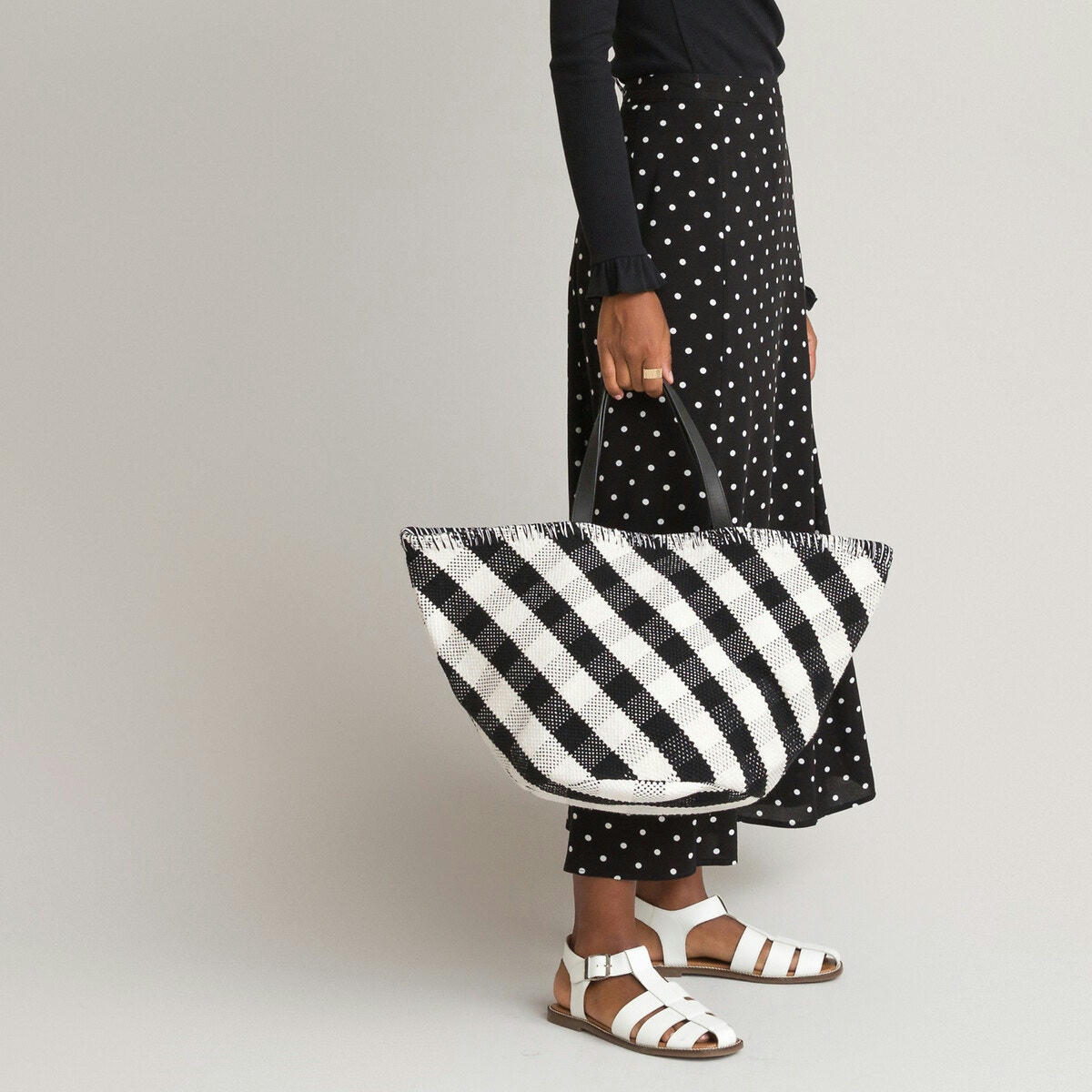 Panier motif graphique